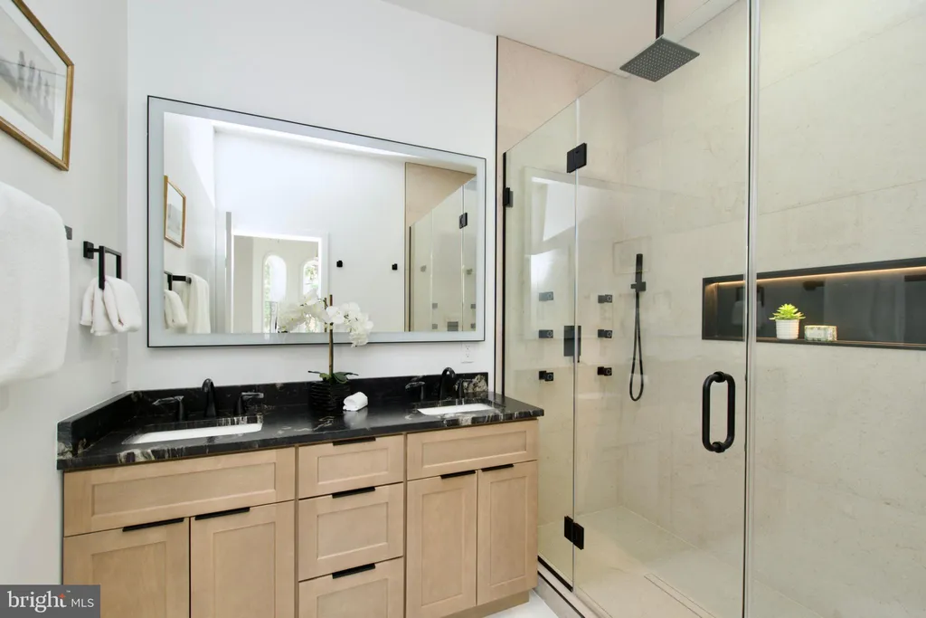 Additional image 30 of 1623 Marion Street NW Unit A, Washington, DC 20001