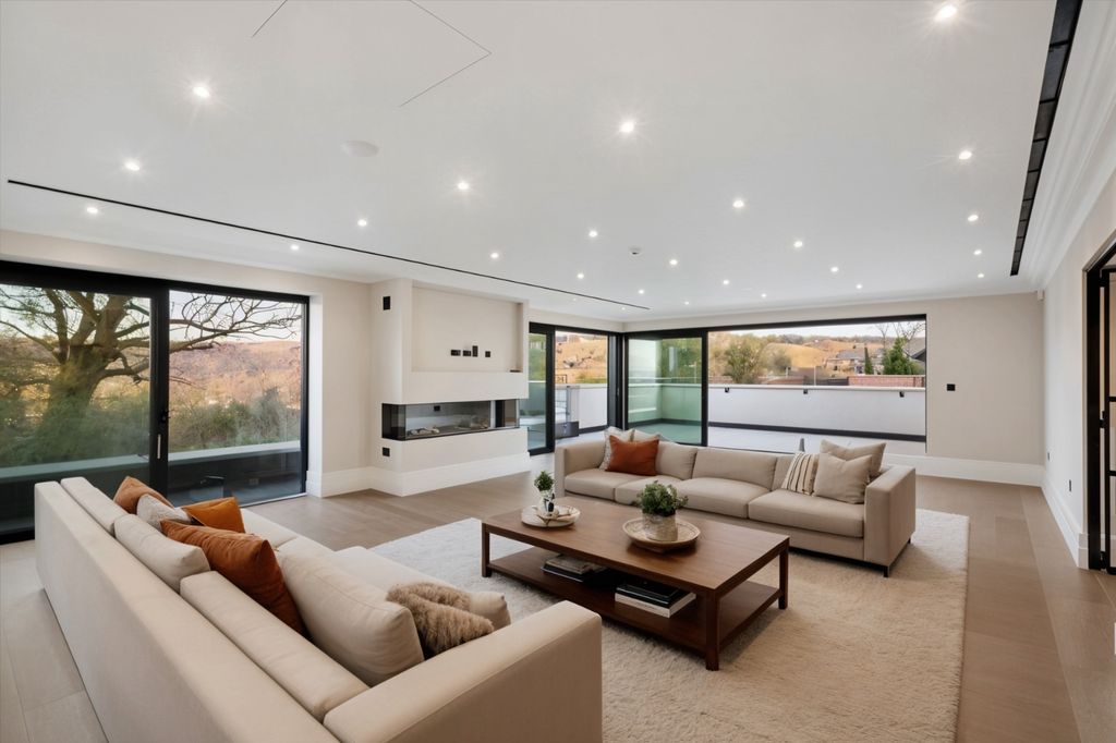 Additional image 3 of 6 bed detached house for saleSovereign View, Charlton Kings, Cheltenham, Gloucestershire GL52