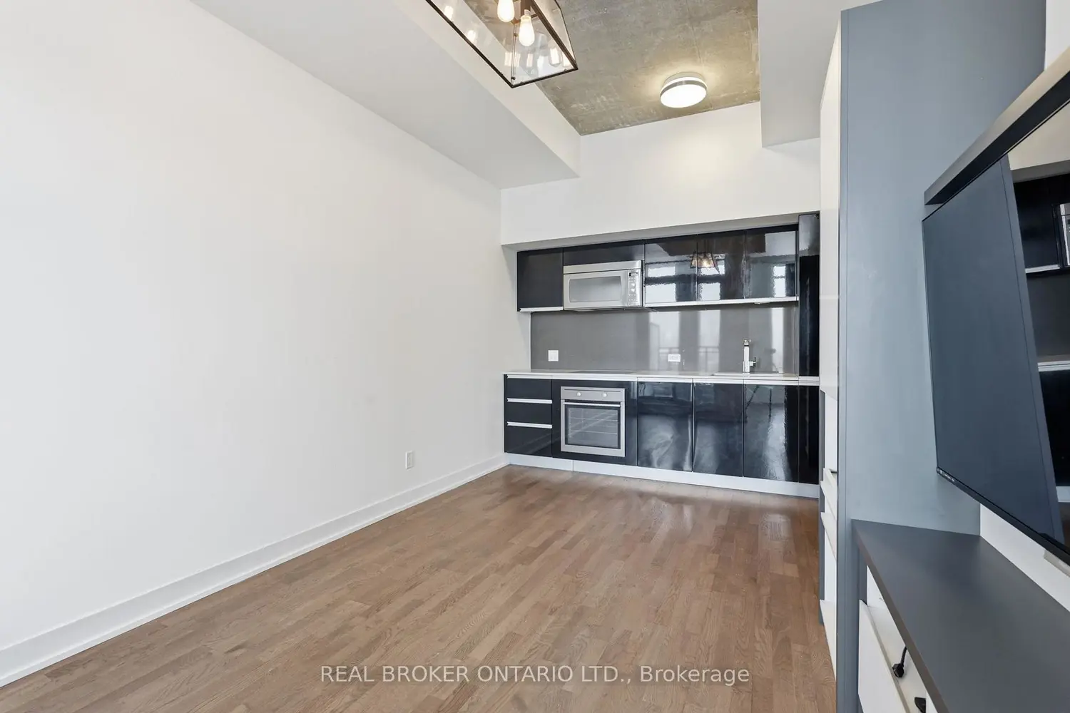 20 Minowan Miikan Lane 1127