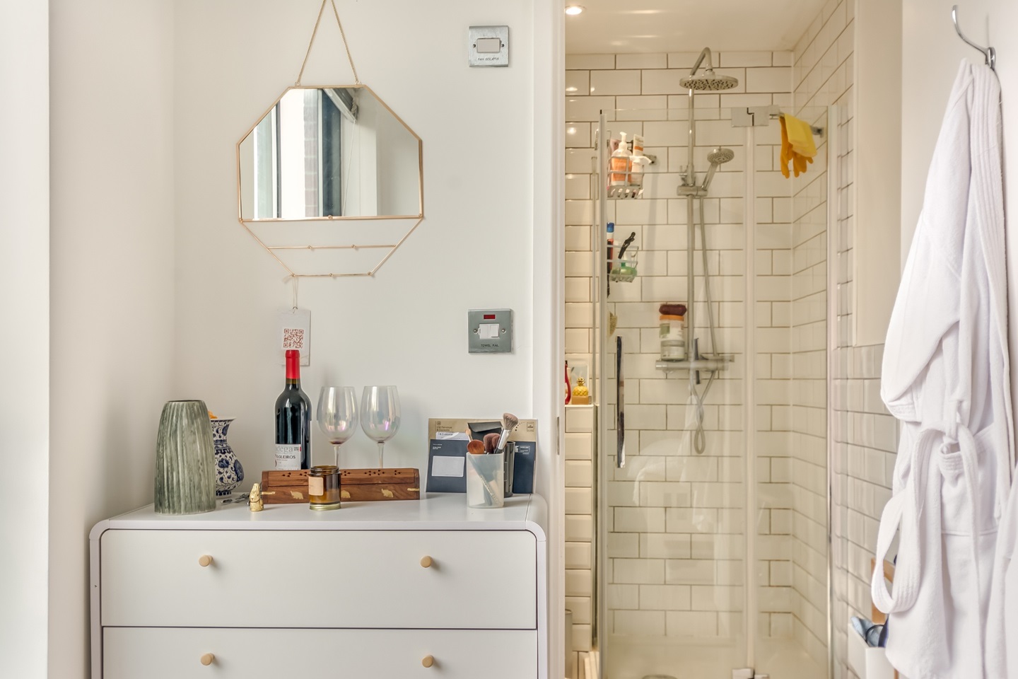 Additional image 9 of 2 Bed Flat, Greatorex Street, E1, N1 7GU