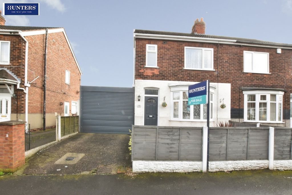 3 bed semi-detached house for saleFairmont Crescent, Scunthorpe DN16