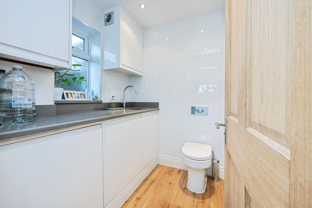 Additional image 16 of Mount Drive, Park Street, St. Albans