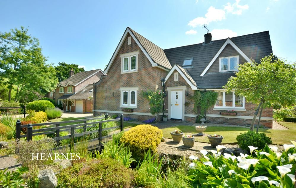 4 bed detached house for saleSilverwood Close, Wimborne BH21