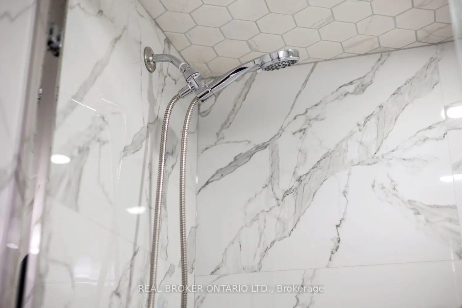 Additional image 10 of 4620 Guildwood Way 67