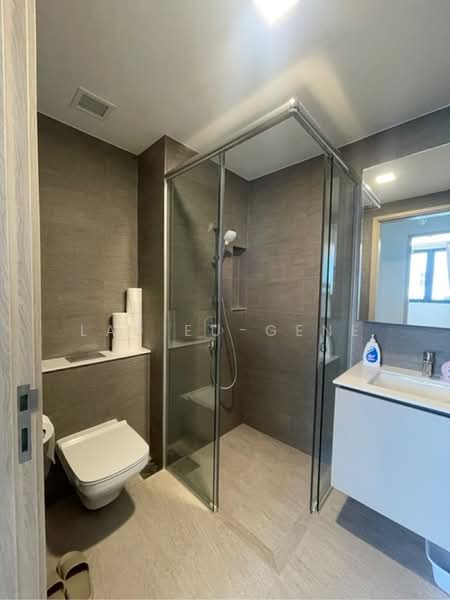 Additional image 12 of 82 Compassvale Bow