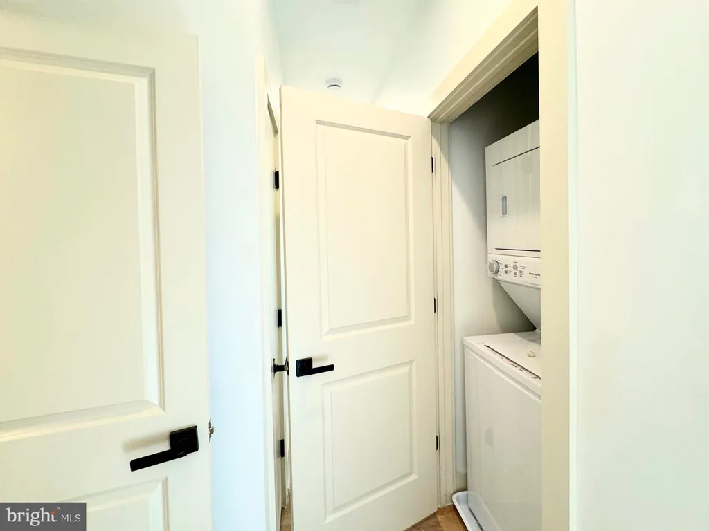 Additional image 12 of 1802 11th Street NW Unit 3B, Washington, DC 20001