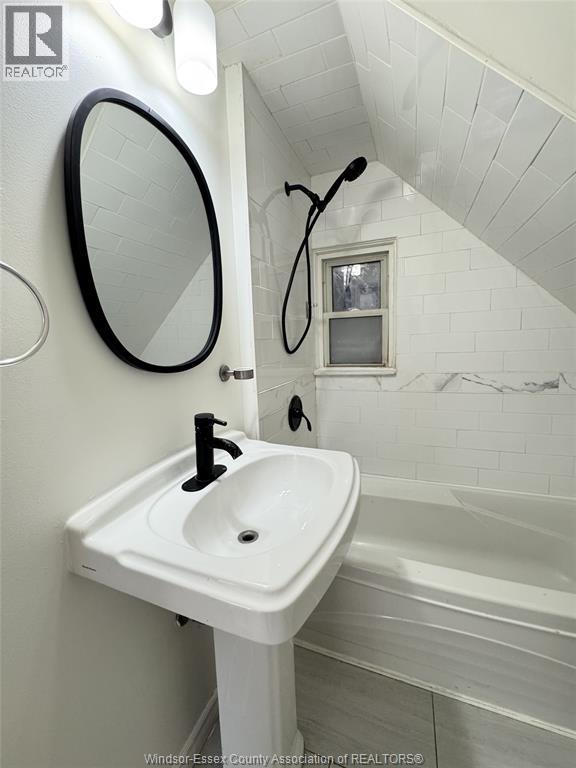 Additional image 5 of MAIN-1085 Langlois , Windsor, ON, N9A2H4