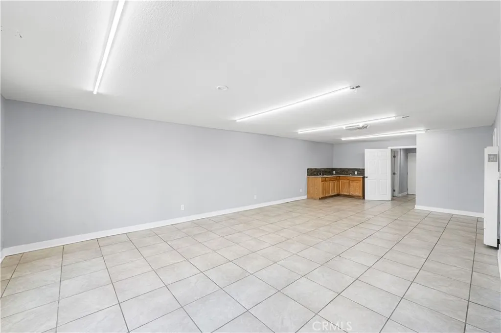 Additional image 86 of 44441 Sierra Highway, Lancaster, CA 93534