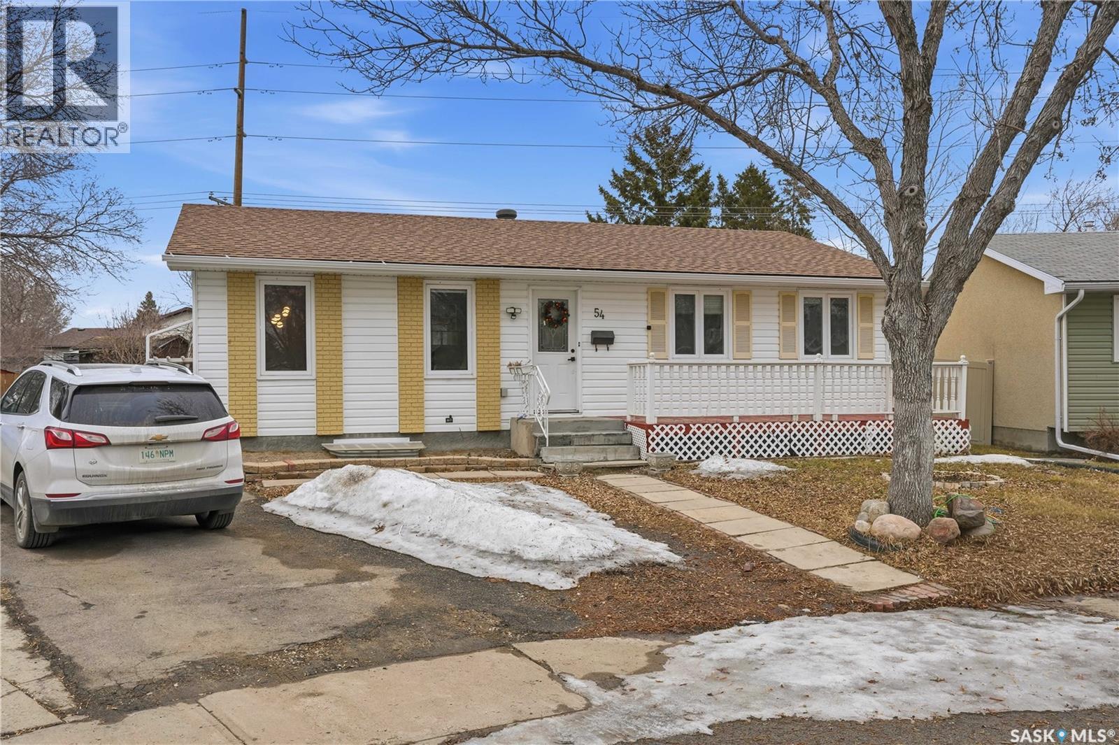 Additional image 2 of 54 Scrivener Crescent, Regina, SK, S4N4V7