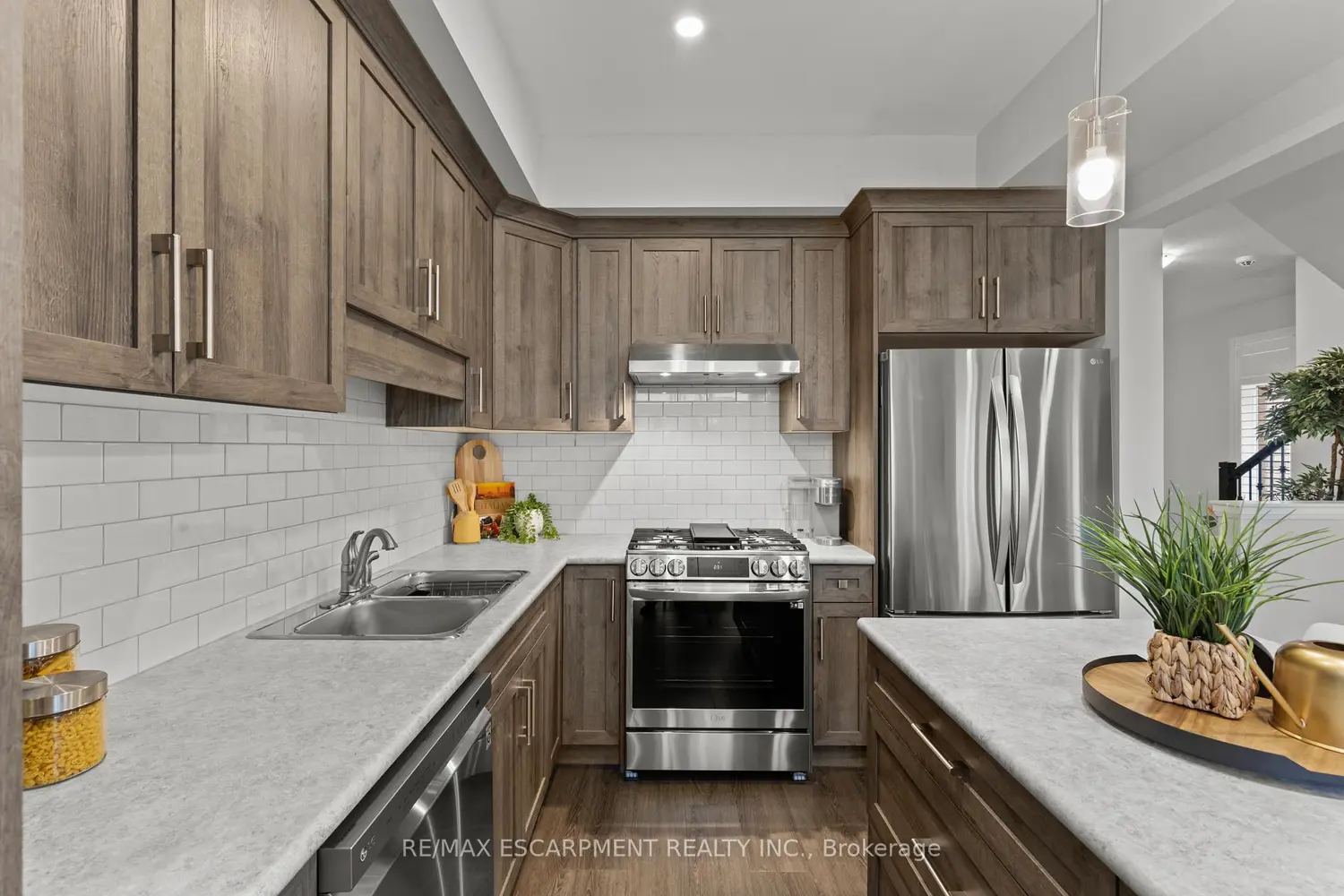 Additional image 4 of 4552 Portage Road 96