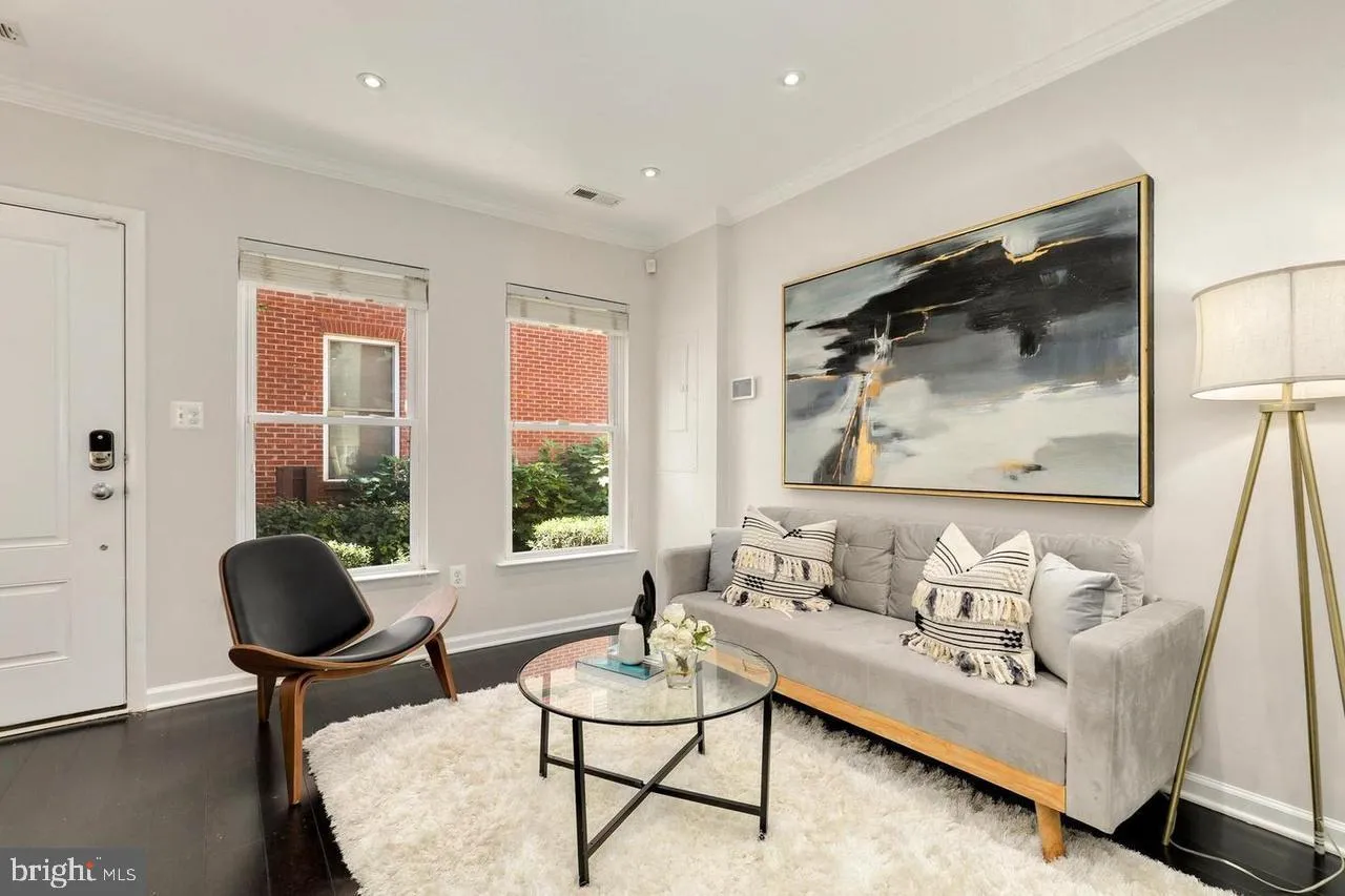 Additional image 28 of 924 4th Street SE, Washington, DC 20003