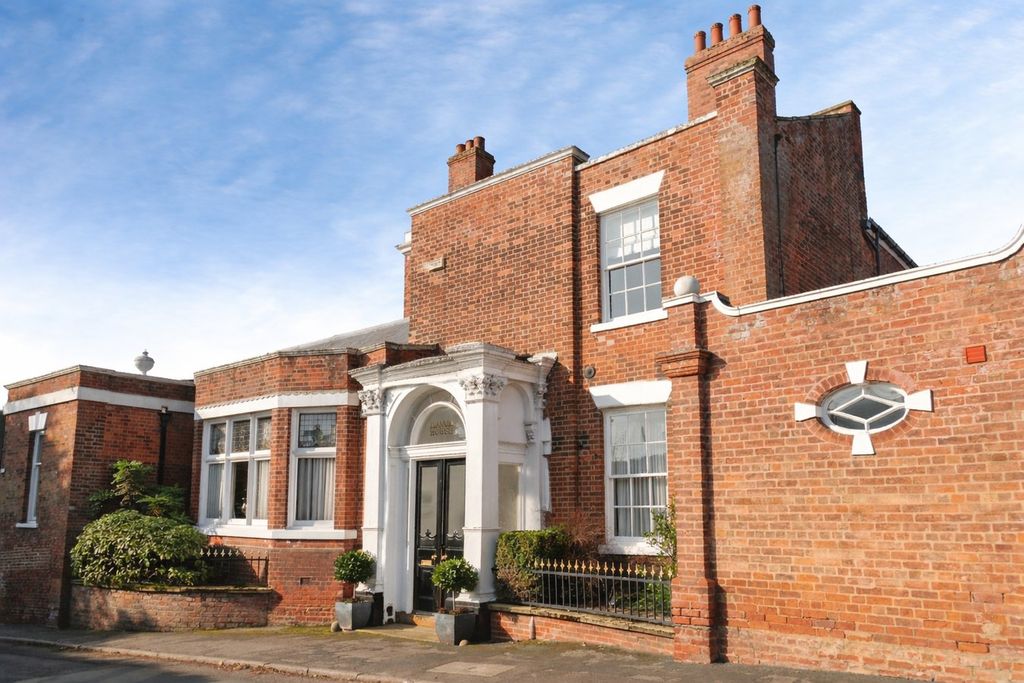 2 bed flat for saleWoodgates Lane, North Ferriby HU14