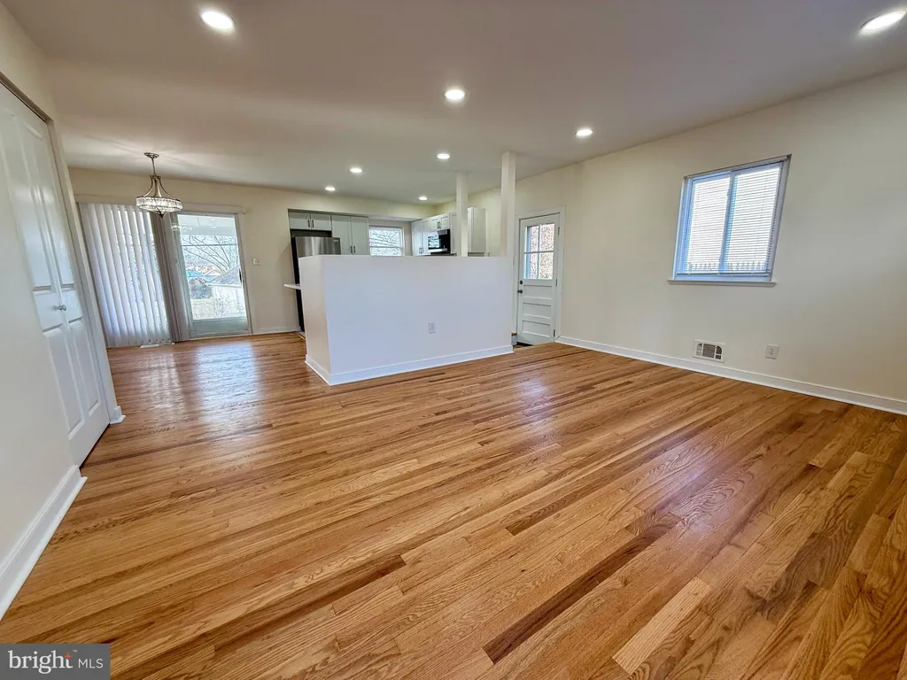 Additional image 6 of 504 Crisfield Road, Baltimore, MD 21220