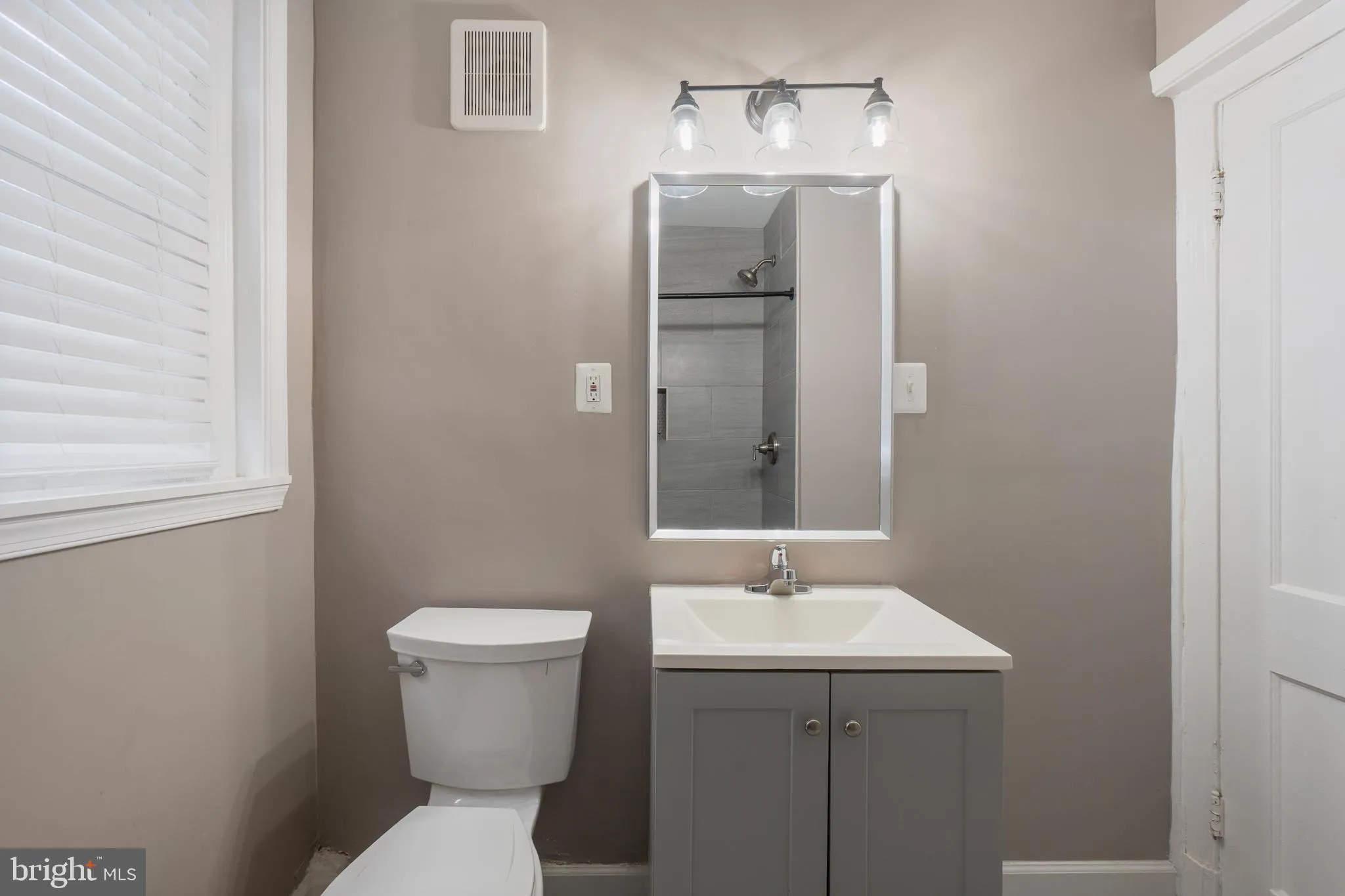 Additional image 42 of 1526 V Street SE Unit 2, Washington, DC 20020