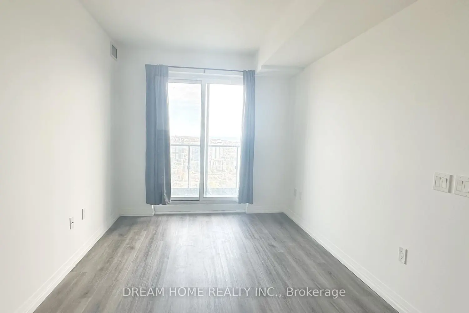 Additional image 4 of 251 Jarvis Street 4313