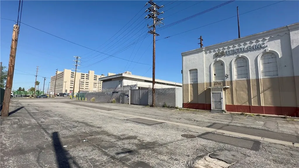 Additional image 22 of 2715 E 12th St, Los Angeles, CA 90023