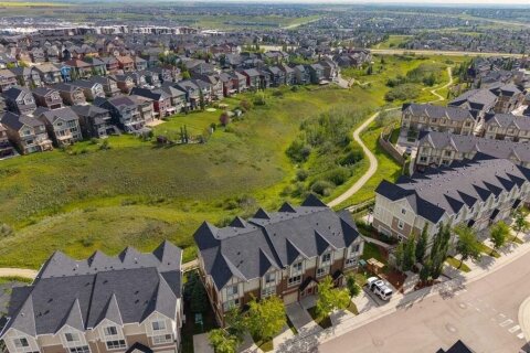 Additional image 7 of 61 Sherwood Lane NW, Calgary, AB, T3R0V3