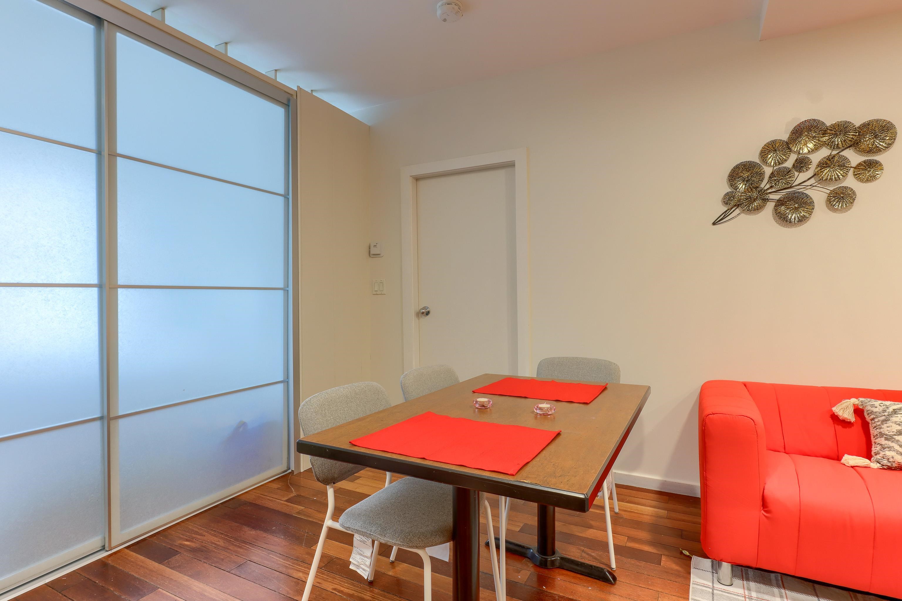 Additional image 4 of 204-440 Richards Street , Vancouver, BC, V6B 2Z3