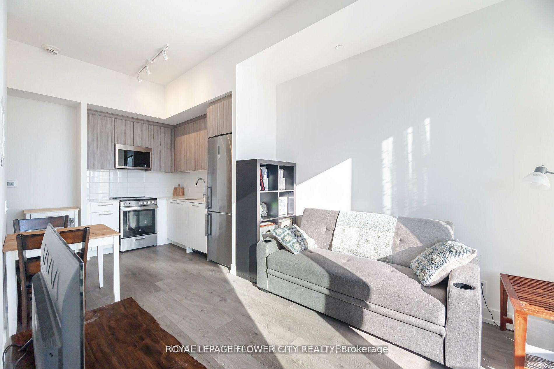 Additional image 5 of 811-215 Veterans Drive, Brampton, ON, L7A 0B6
