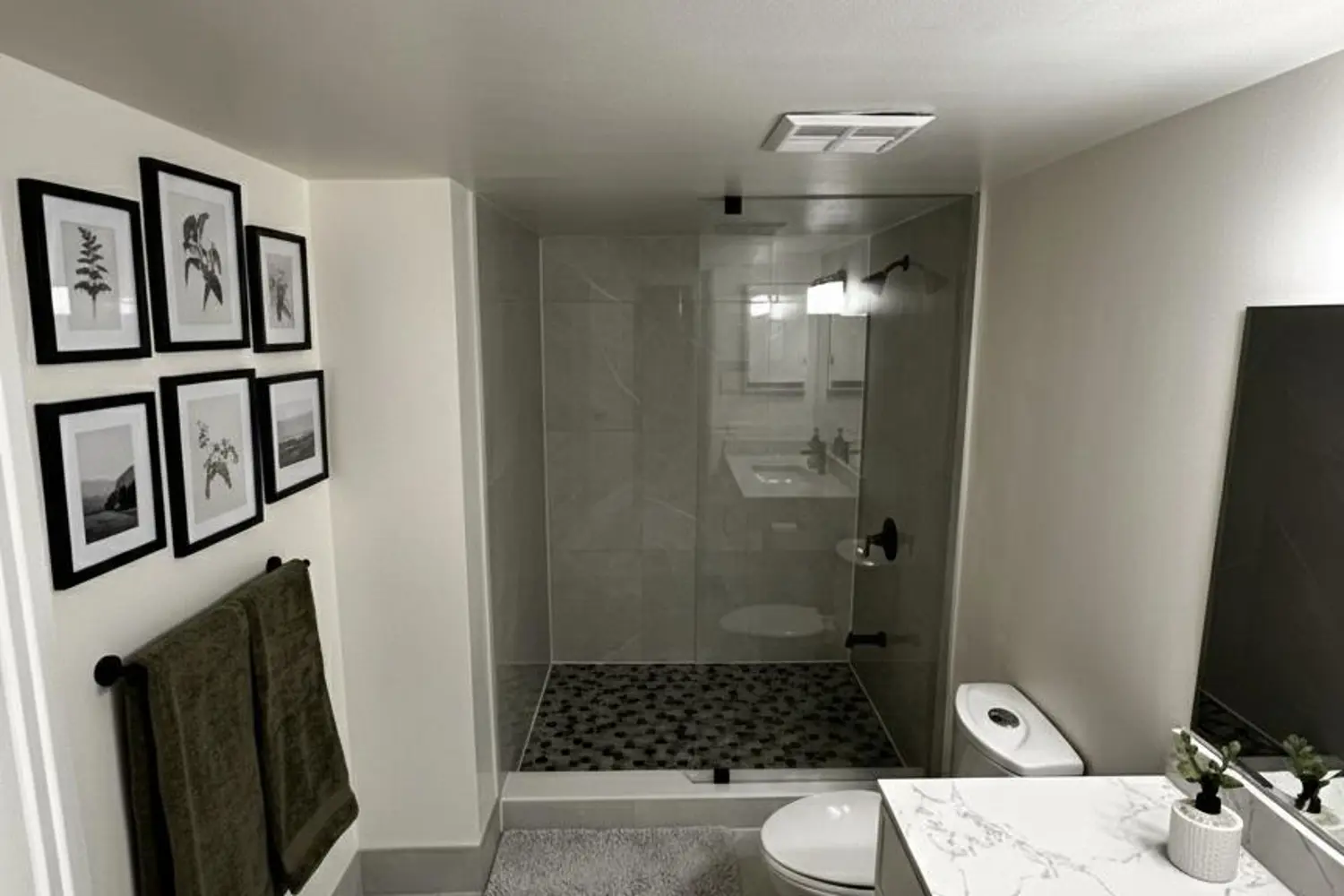 45 Carlton Street Ph11 photo 3