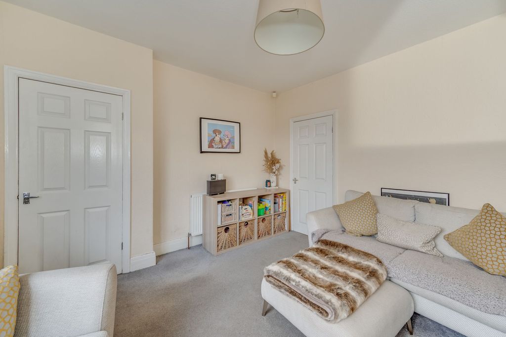 Additional image 8 of 3 bed semi-detached house for saleThorpe House Rise, Norton Lees S8