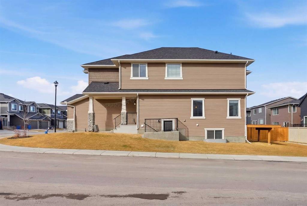 Additional image 3 of 1448 Bayview Point SW, Airdrie, AB, T4B 5K2