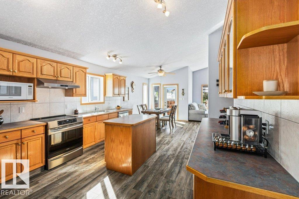 Additional image 6 of 2921 152 Avenue NW, Edmonton, AB, T5Y2Y4