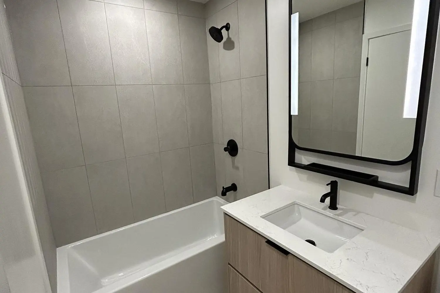 Additional image 7 of 1050 Eastern Avenue 806