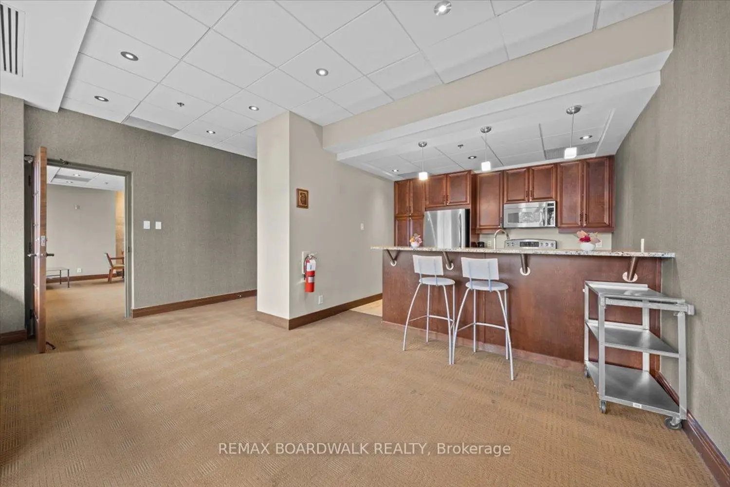 Additional image 17 of 320 Mcleod Street #Ph804