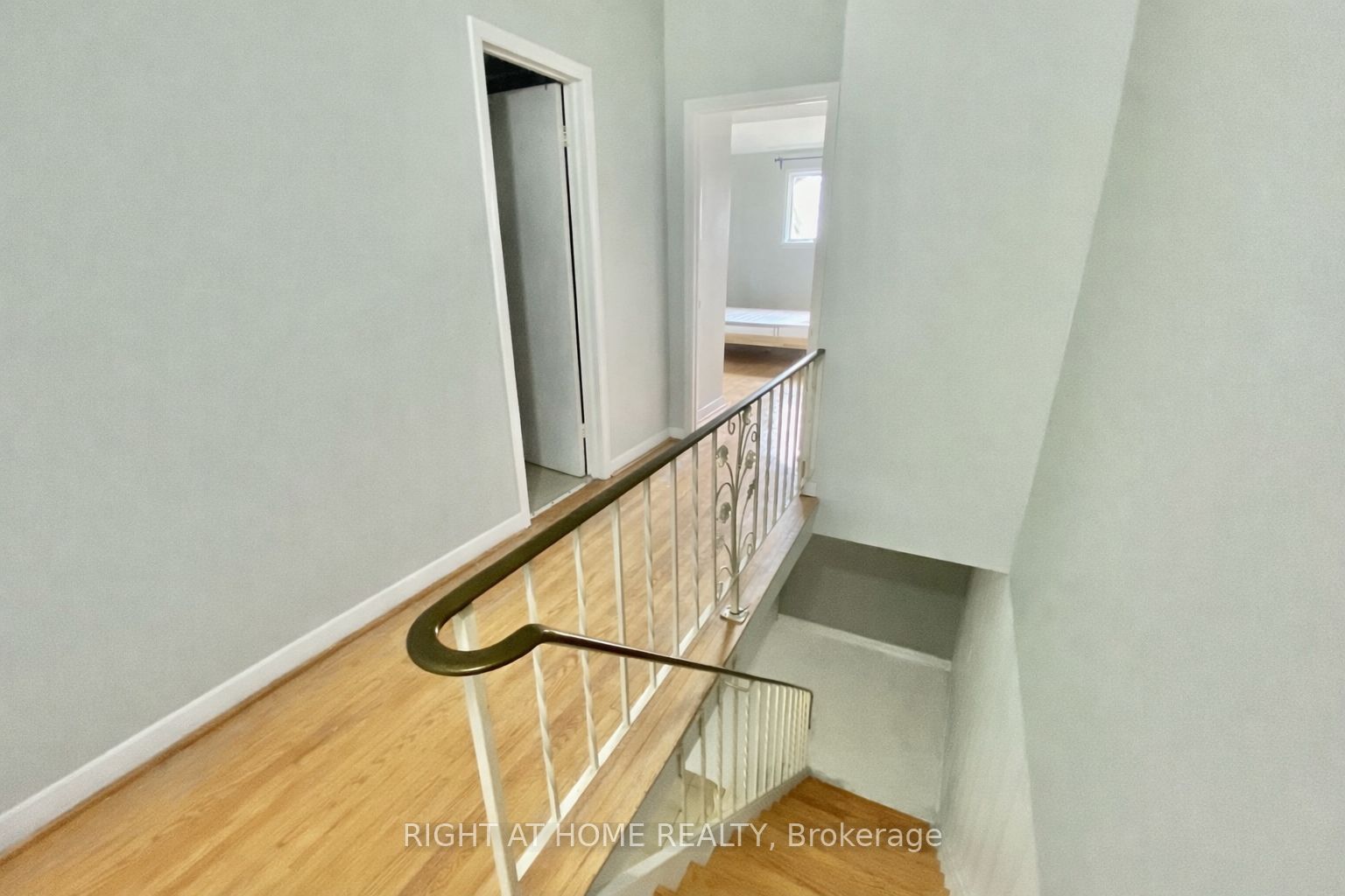 Additional image 6 of 266 Westcourt Place, Waterloo, ON, N2L 2R7