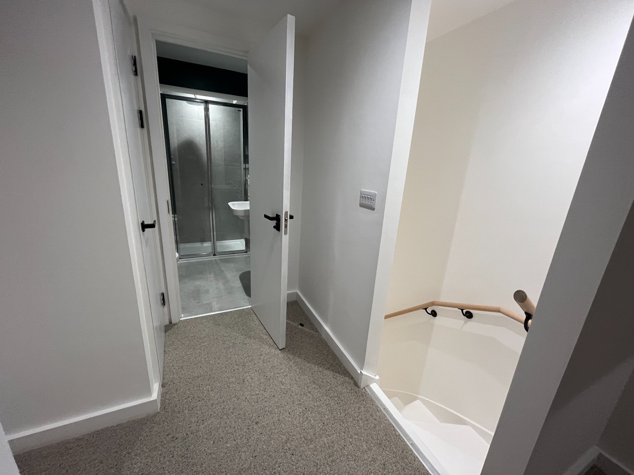 Additional image 5 of 1 Bed Flat, Spinners Way, M15, N1 7GU