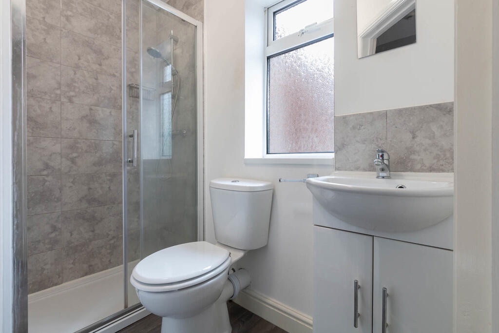 Additional image 3 of Room in a Shared House, Jennings Avenue, M5, N1 7GU