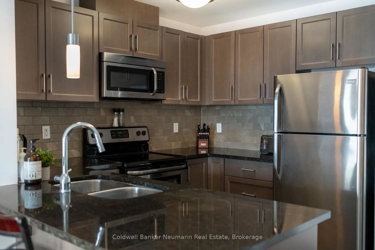 106 Bard Boulevard 311 photo 2