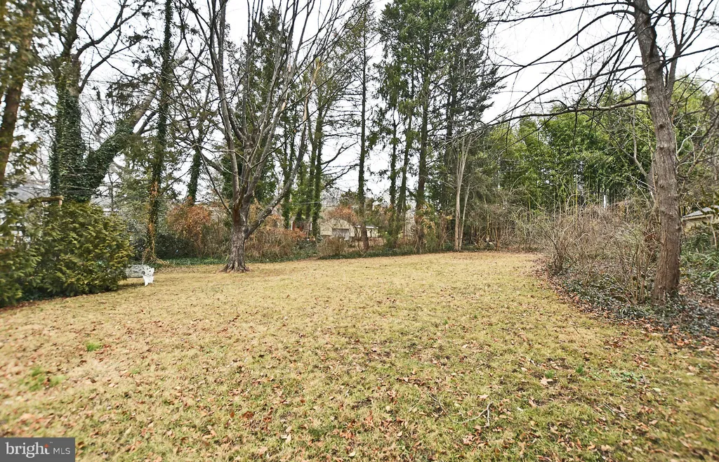 Primary image of 4509 Ellicott Street NW, Washington, DC 20016