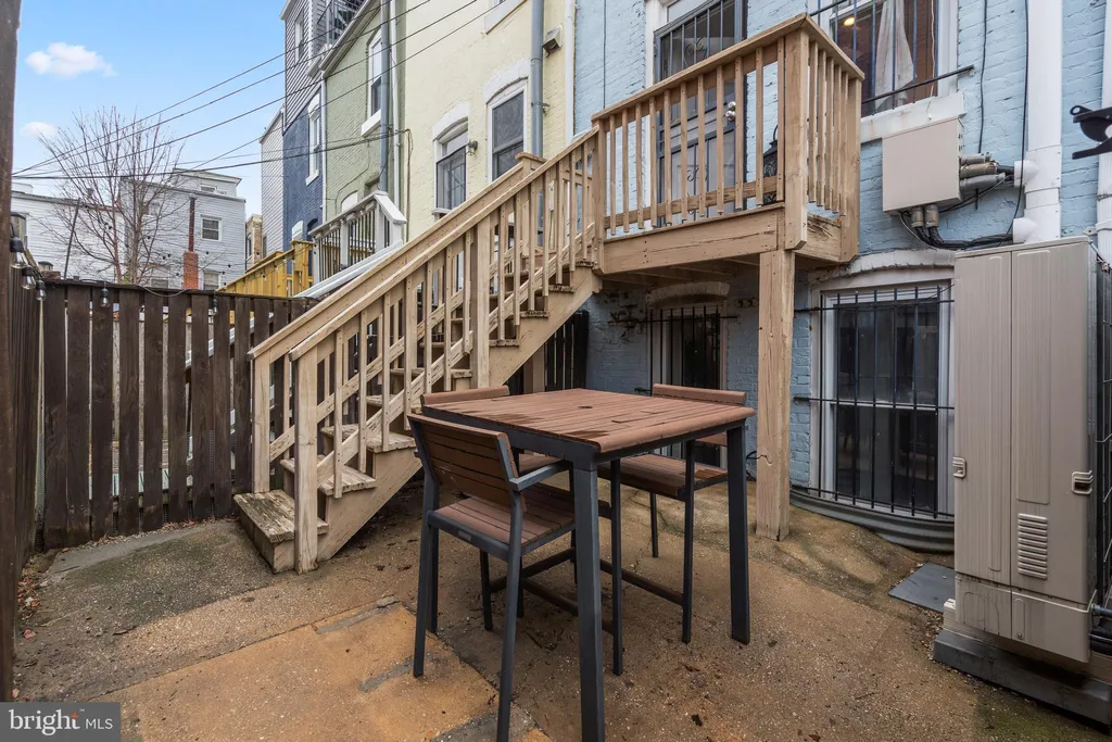 Additional image 32 of 816 13th Street NE, Washington, DC 20002