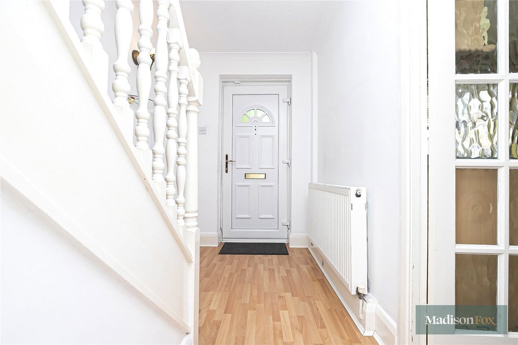 Additional image 14 of 3 bed detached house for saleAlderton Rise, Loughton, Essex IG10