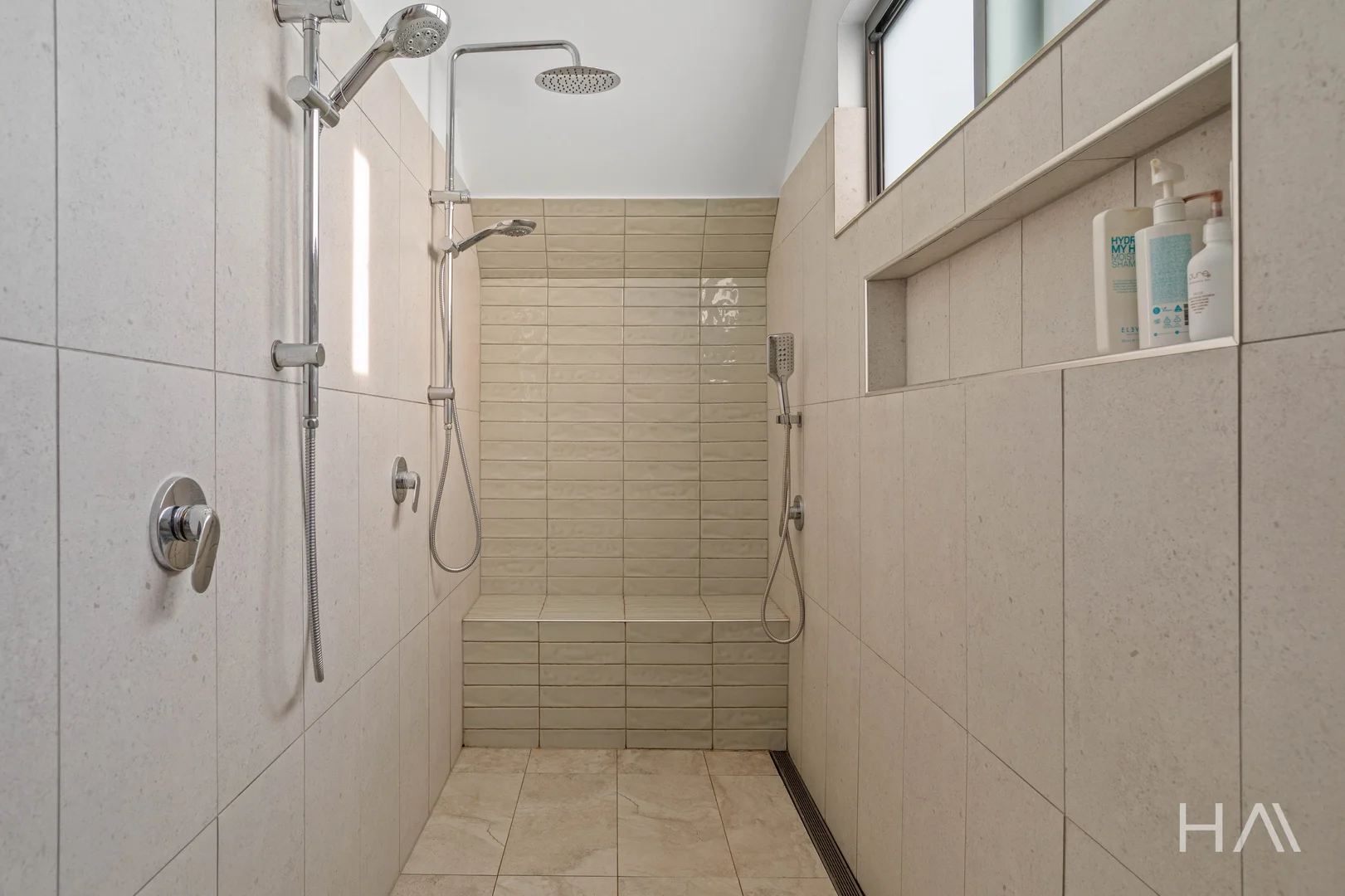 Additional image 16 of 325 Gravelly Beach Road, Gravelly Beach TAS 7276