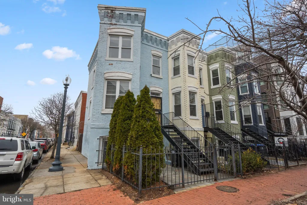 Additional image 5 of 816 13th Street NE, Washington, DC 20002