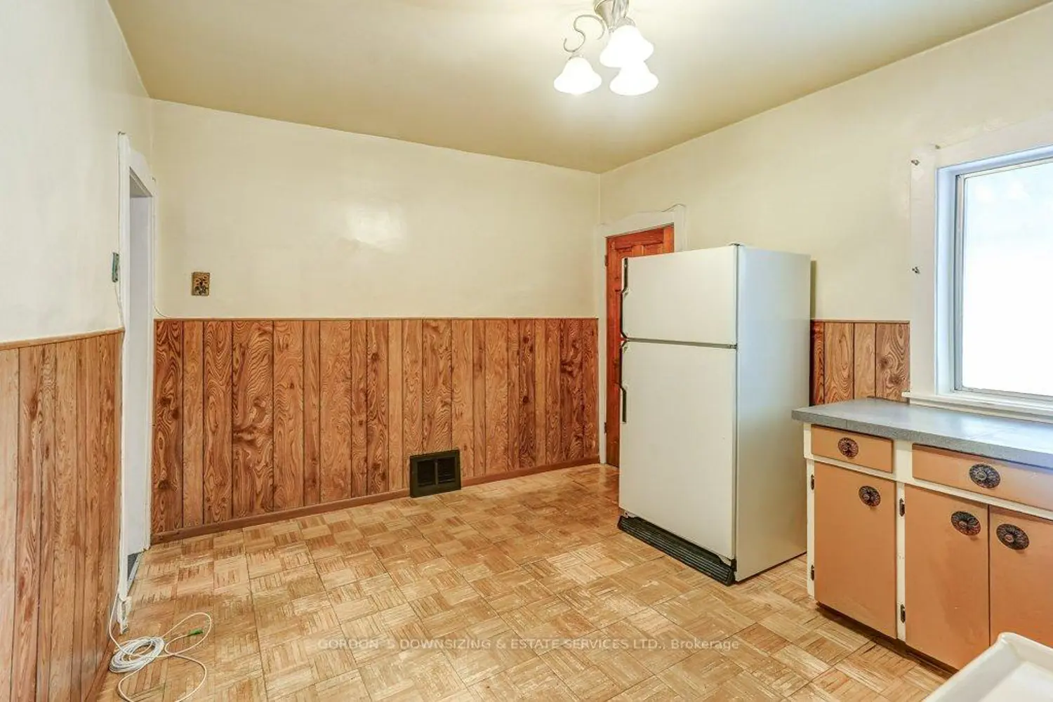 Additional image 8 of 203 Donlands Avenue