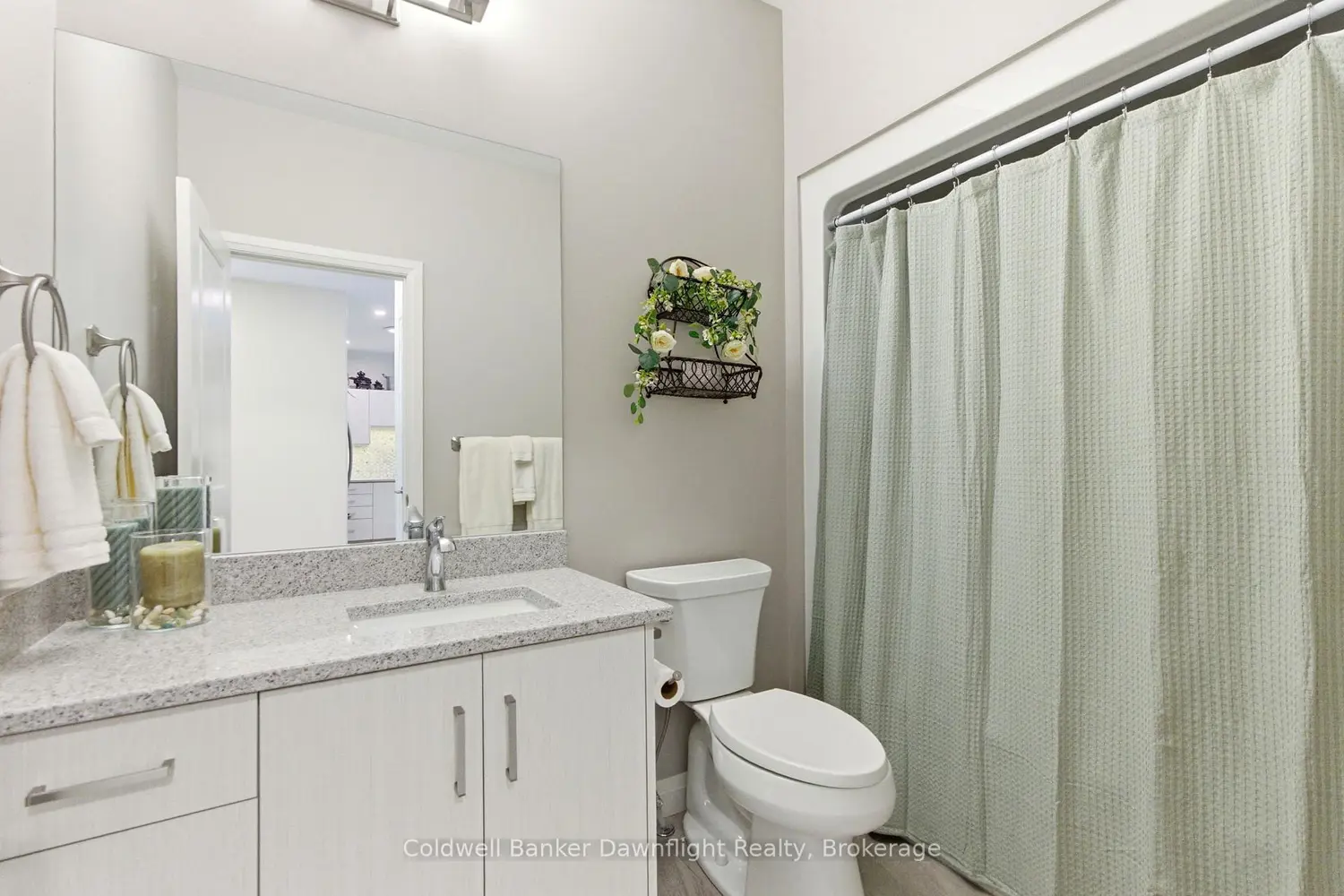 Additional image 13 of 84 Rowe Avenue