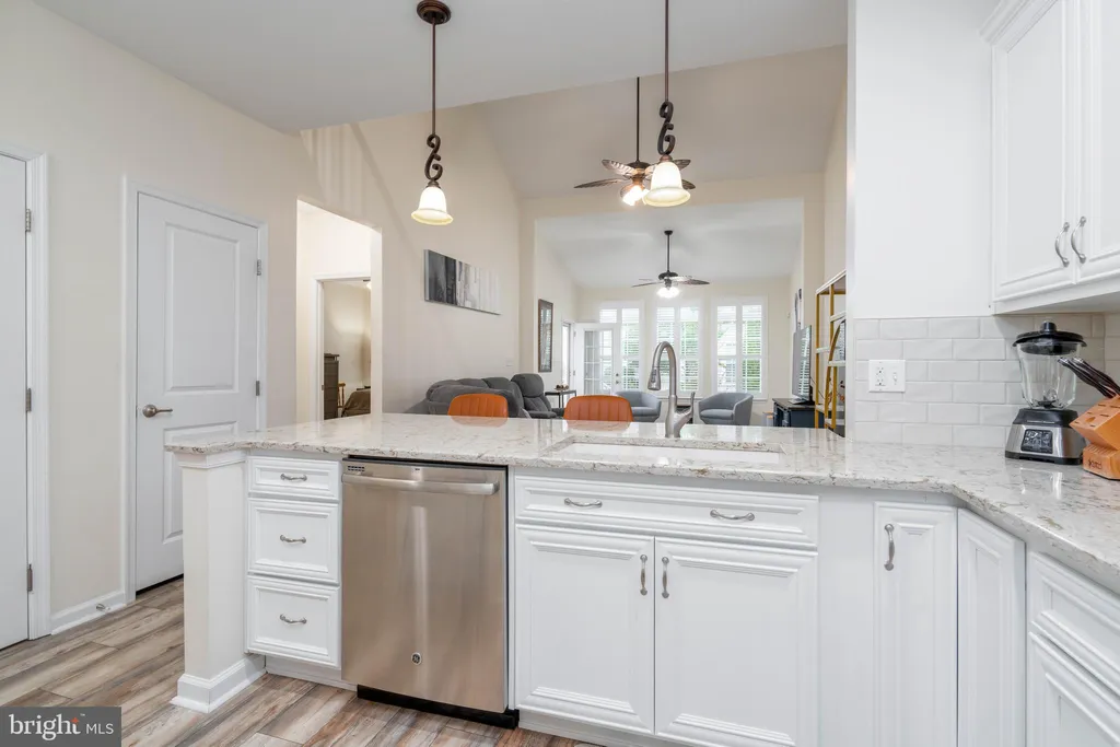 Additional image 6 of 218 Anita Court, Newark, DE 19702