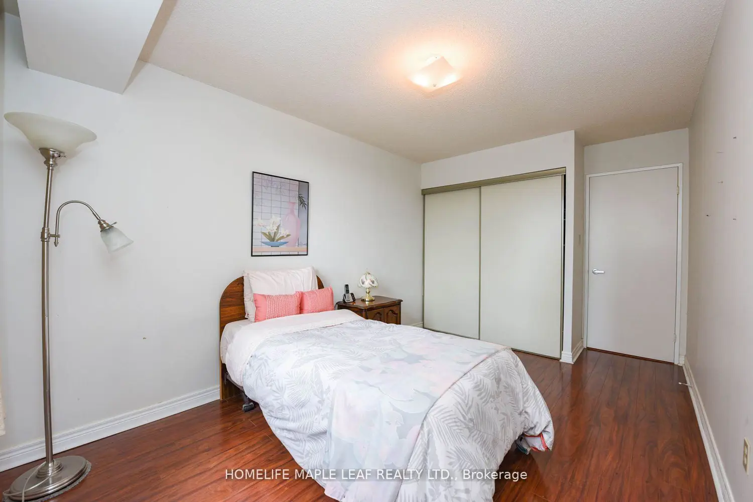 Additional image 9 of 3559 Eglinton Avenue 402