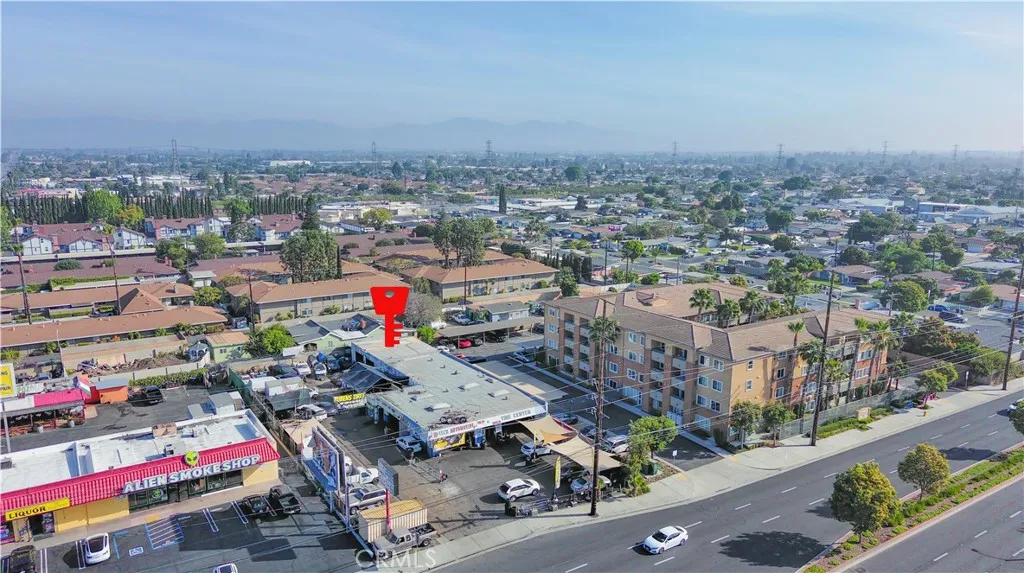 9041 Katella, Anaheim, CA 92804