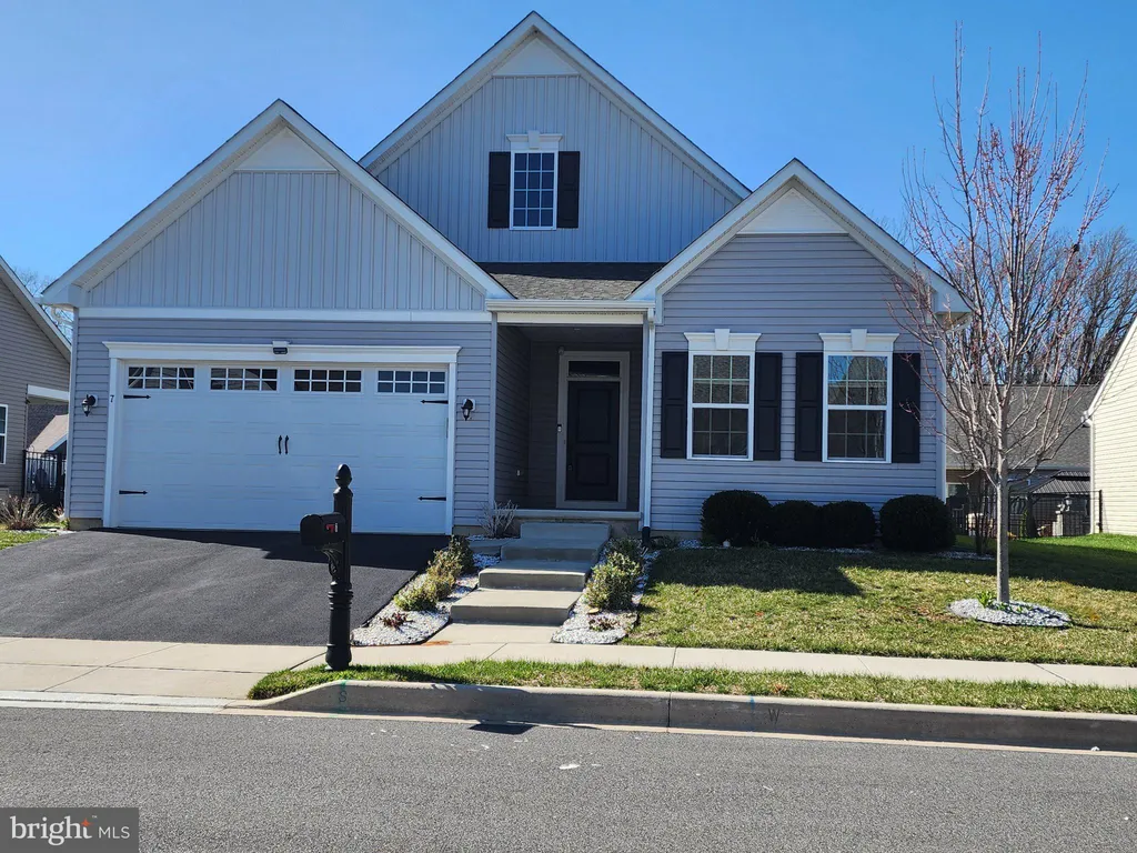 7 Pegasus Lane, Smyrna, DE 19977