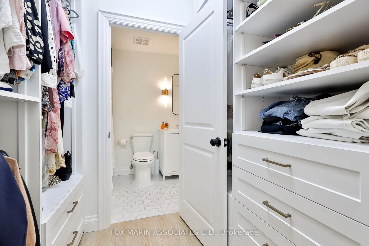 Additional image 15 of 1231 Yonge Street 301