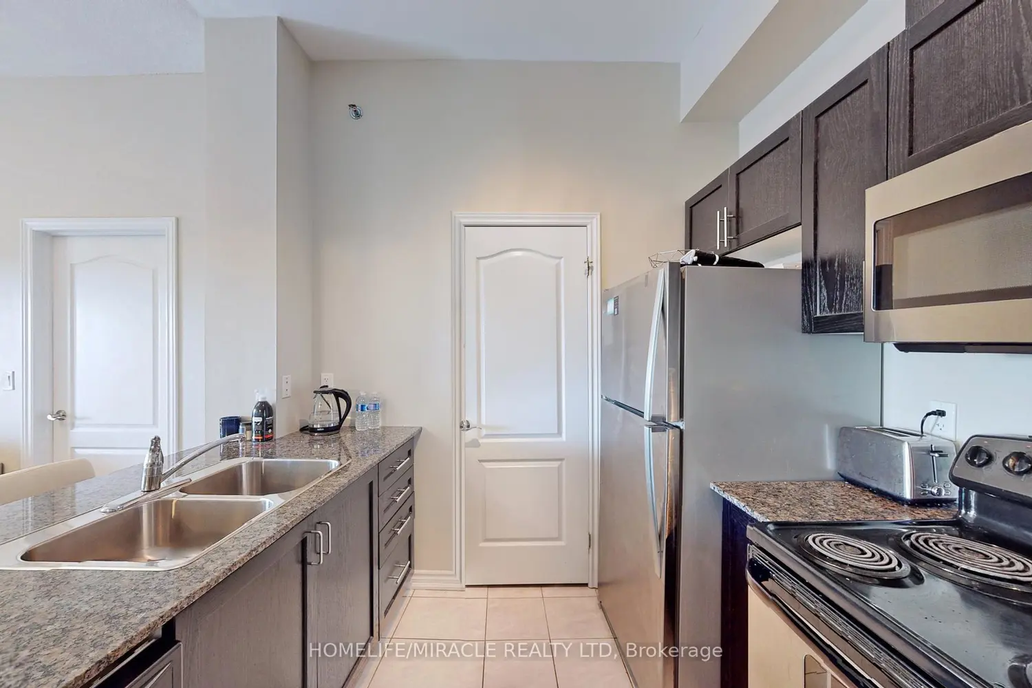 Additional image 6 of 1370 Costigan Road 402