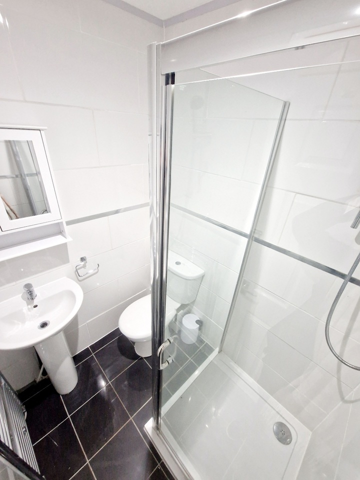 Additional image 13 of 4 Bed Flat, Polygon Road, M8, N1 7GU