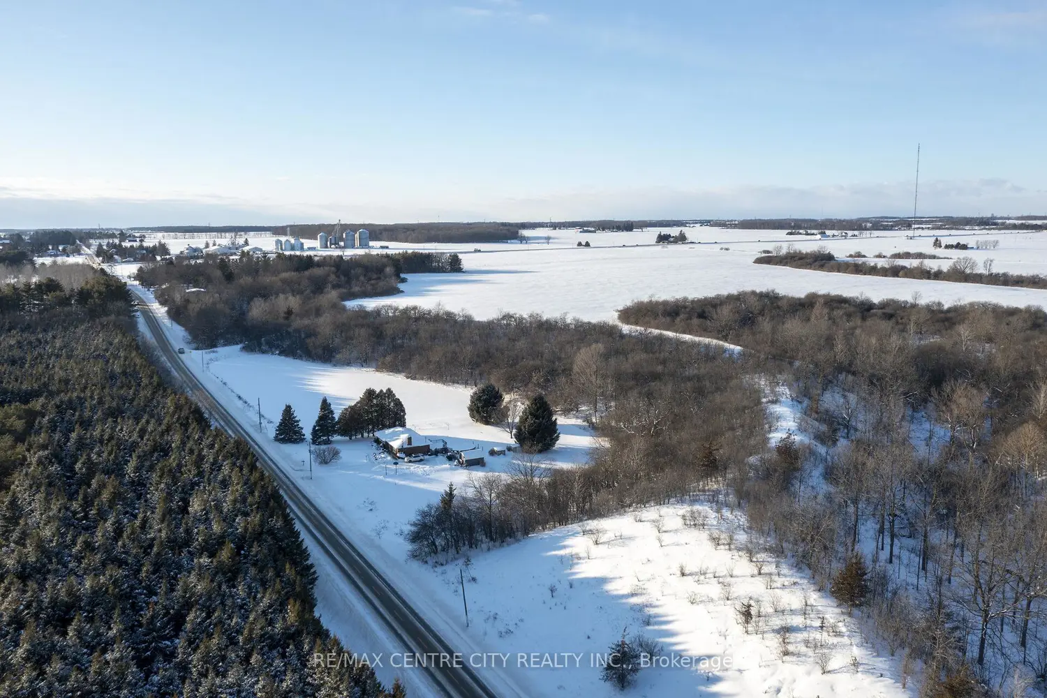 Additional image 14 of 44382 Ferguson Line