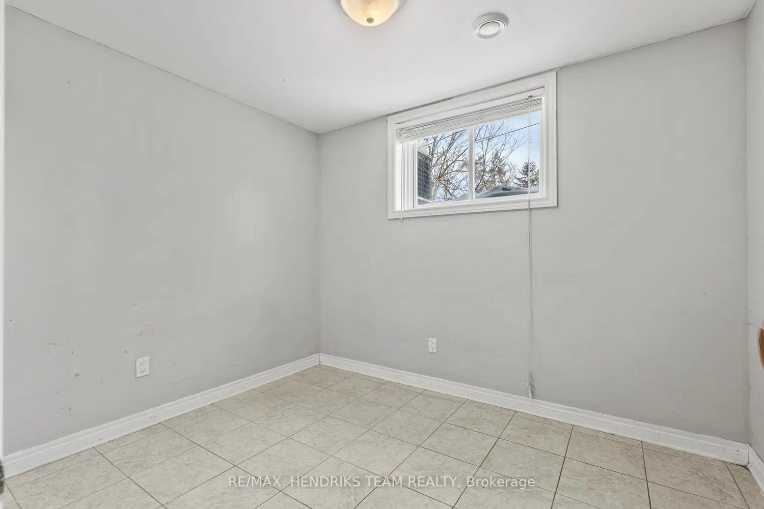 2 Townline Road photo 5