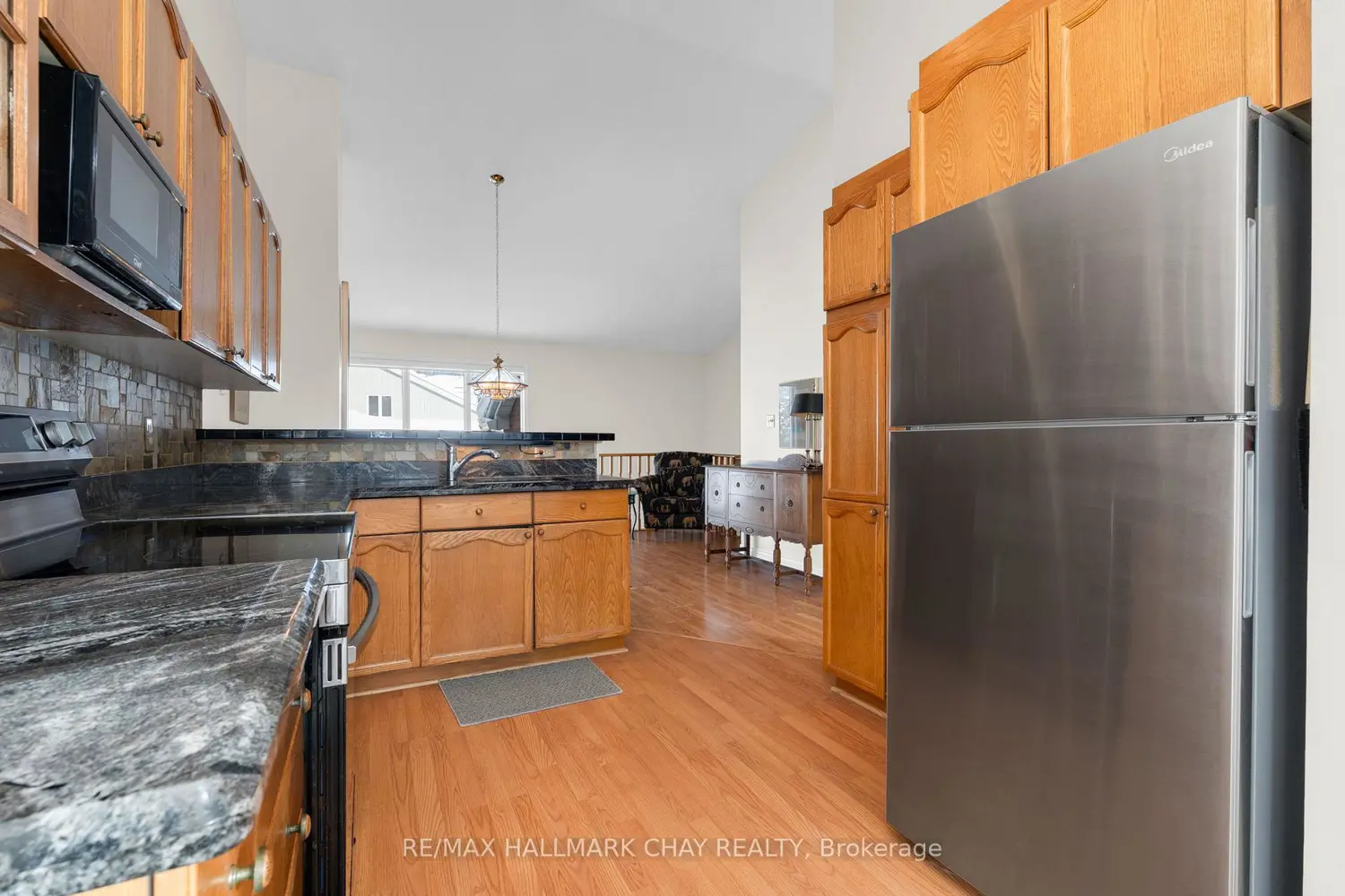 Additional image 3 of 355 Blake Street 3